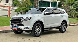 Private car hire with driver service in Saraburi. Door-to-door pick-up and drop-off. Convenient and safe
