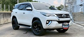 แท็กซี่ปากช่องแบบเหมาคัน พร้อมคนขับ รถ Toyota Fortuner