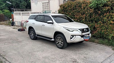 Taxi service to and from Damnoen Saduak Floating Market